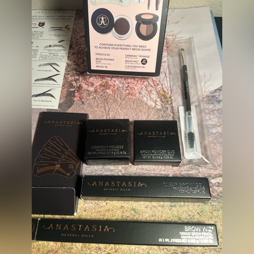 Anastasia Beverly Hills Makeup Eye Brow set 🎀🎀🎀🎀🎀🎀🎀🎀🎀🎀🎀🎀🎀🎀🎀🎀🎀🎀🎀 - Picture 5 of 5